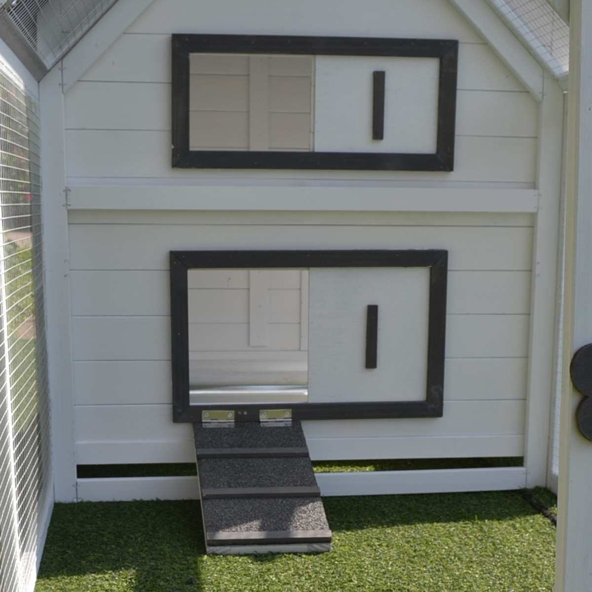 Wooden Chicken Coop Hen House Enclosure